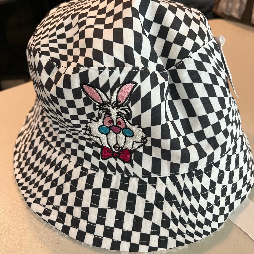 Checkered Disney Bucket Hat w/Rabbit Design. From Alice in wonderland-two sided - Picture 5 of 5